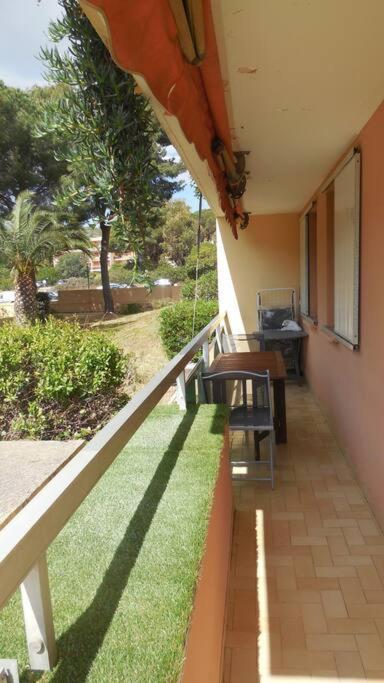 Agreable T3, Bormes Les Mimosas Appartement Buitenkant foto