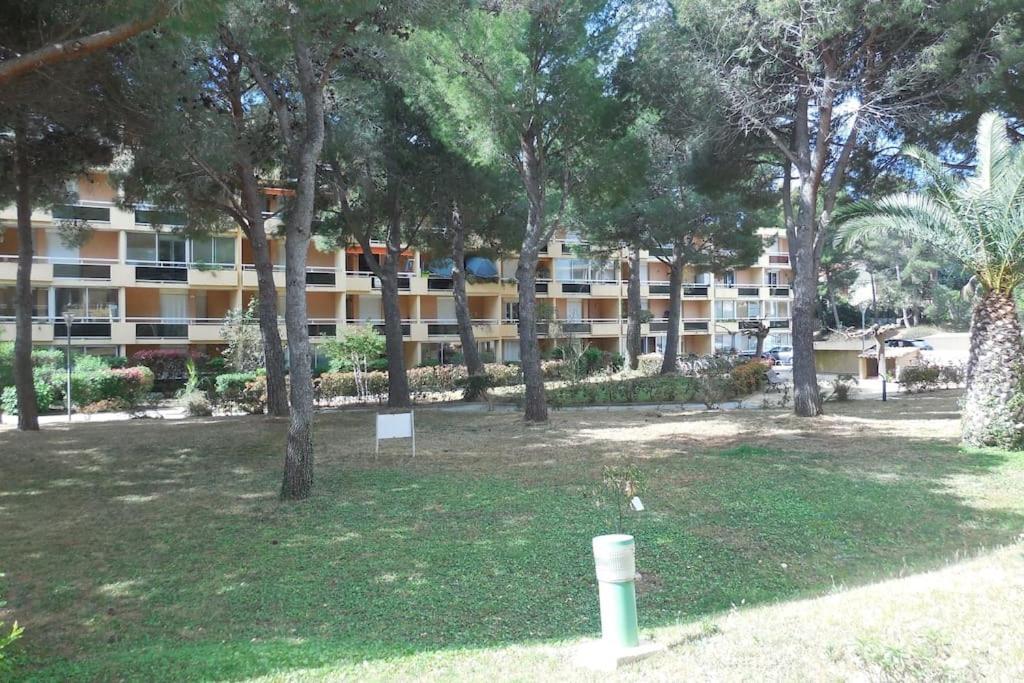 Agreable T3, Bormes Les Mimosas Appartement Buitenkant foto